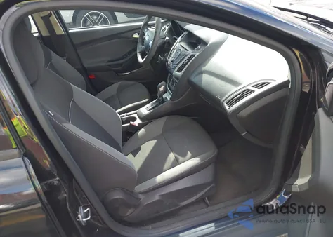 2013 Ford Focus Se z USA, uszkodzony, nr VIN 1FADP3F29DL107985